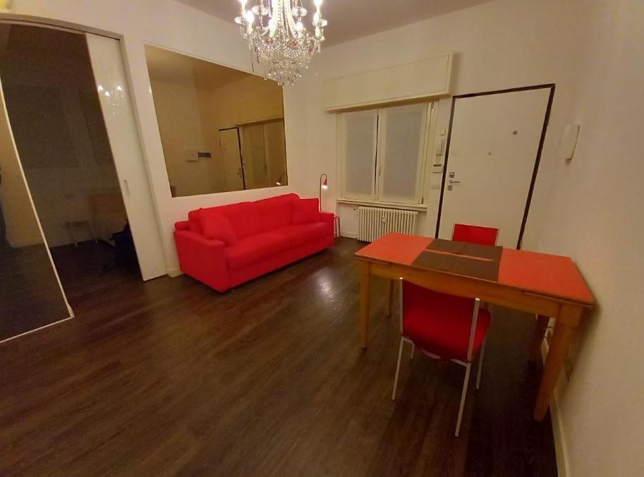 Bilocale In Centro Citta 15 Min Dal Duomo - Fontana Apartment